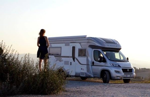 Guide complet des aires de camping-car avec services dans la Marne
